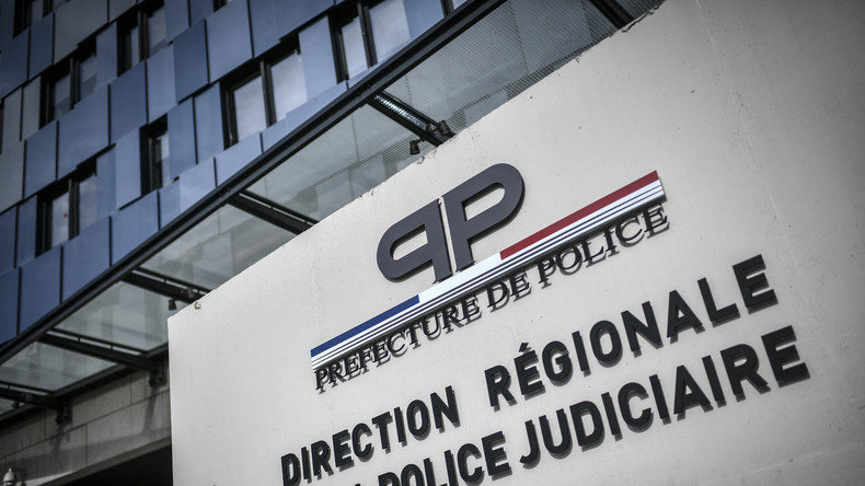 L'extérieur du siège de la police judiciaire de Paris.