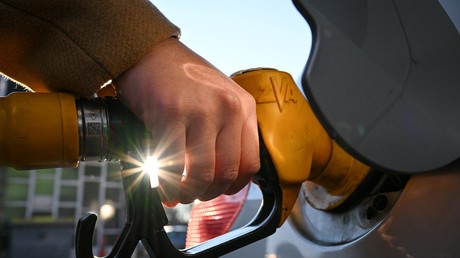 Les prix de l'essence ont de nouveau franchi la barre des deux euros