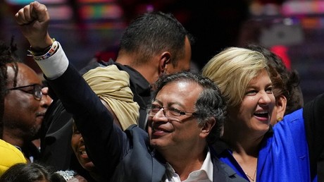 Gustavo Petro, premier président de gauche de l'histoire de la Colombie, célèbre sa victoire le 19 juin 2022 (image d'illustration).