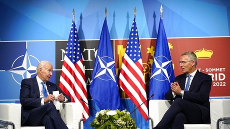 Joe Biden annonce des renforts militaires américains en Europe