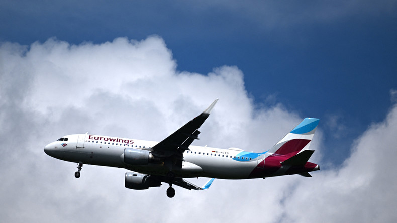 Quatre compagnies aériennes chinoises ont commandé 292 avions de type A320 à Airbus, malgré un trafic toujours paralysé