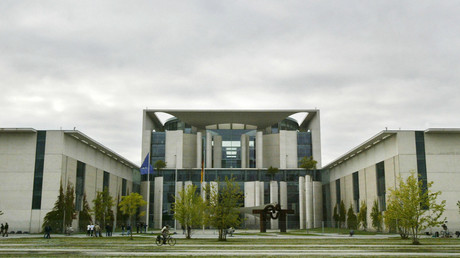 Vue du bâtiment de la Chancellerie (Bundeskanzleramt) à Berlin le 19 septembre 2005. Les élections générales allemandes n'ont pas donné de vainqueur clair.