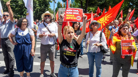 La Macédoine du Nord accepte le compromis controversé ouvrant la voie à l'adhésion à l'UE