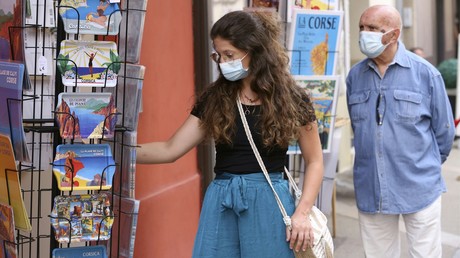 Braun n'écarte pas à un retour du masque obligatoire en cas de variant jugé «dangereux»