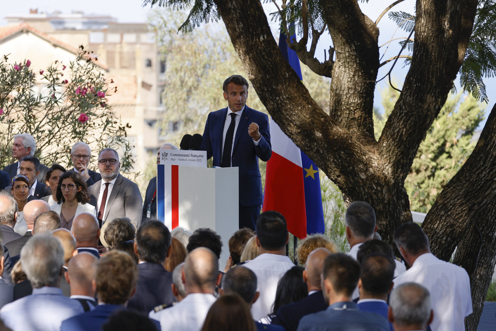 Algérie Emmanuel Macron Va Signer Un Accord De Partenariat Renouvelé Avec Abdelmajid 