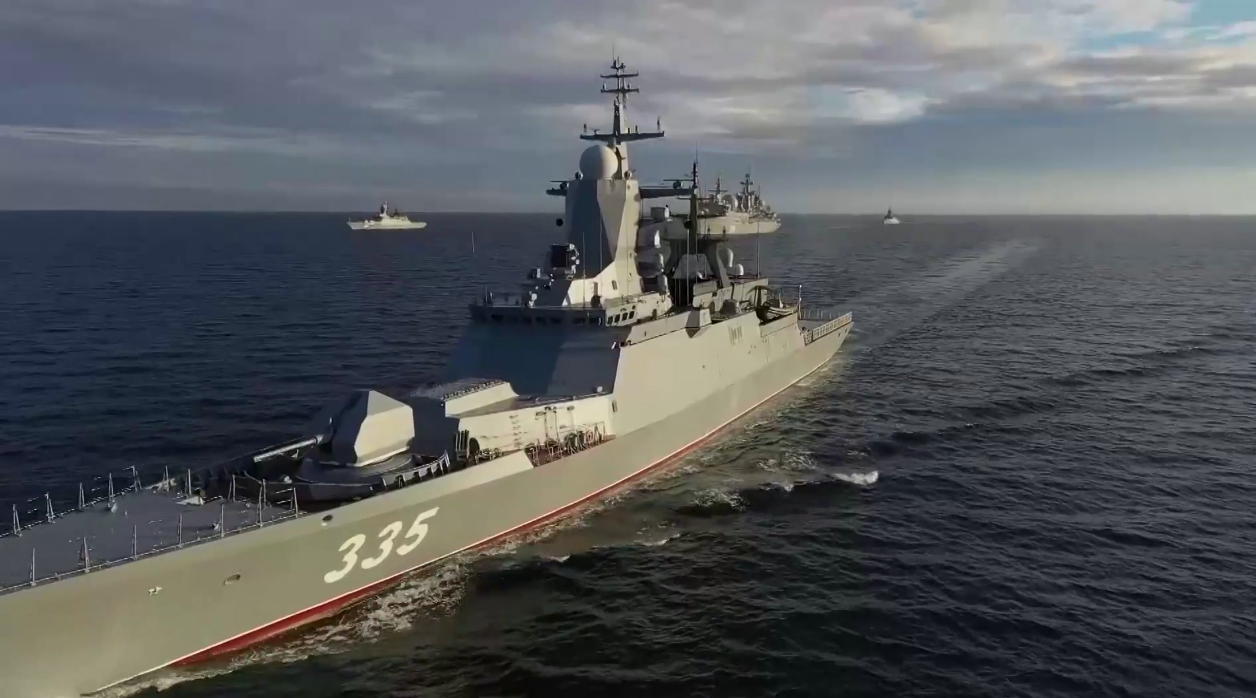 Des navires russes et chinois en mer du Japon pour les exercices ...