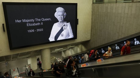 Panneau d'hommage à Elizabeth II dans le métro de Londres (image d'illustration).