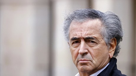 «Il ne faut pas toujours respecter les électeurs» : Meloni dénonce les propos de BHL sur l'Italie