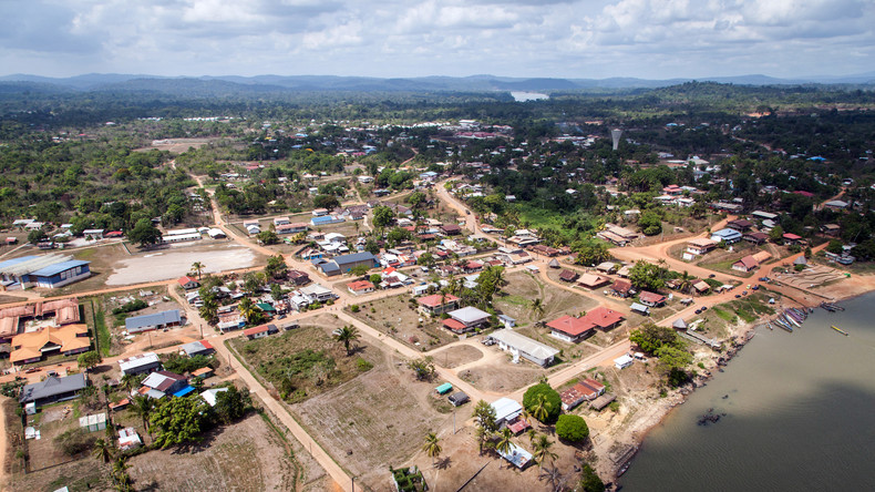 Une vue de la ville de Maripasoula, le 1er décembre 2012 (image d'illustration).
