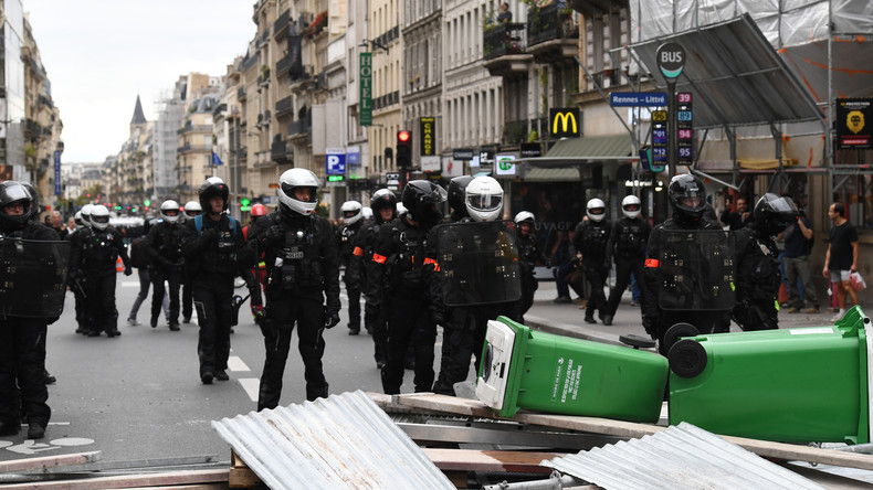 Grève du 18 octobre : des syndicats demandent une enquête sur des charges policières dans le cortège