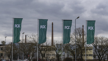 Vue du parc industriel qui abrite la raffinerie PCK Oil, l'une des filiales allemandes de Rosneft, à environ 110 km au nord de Berlin, au nord-est de l'Allemagne, prise le 2 avril 2022 (illustration).