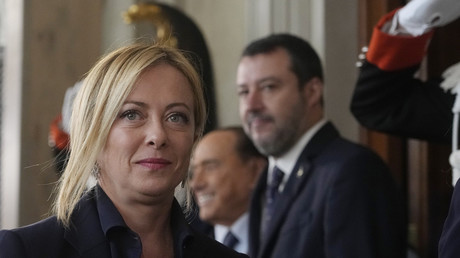 Le président italien charge Giorgia Meloni de former un gouvernement