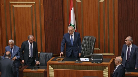 Le président du Parlement libanais, Nabih Berri, ouvre la 4e session pour élire un nouveau président à Beyrouth, le 24 octobre 2022.