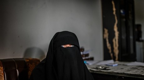Dix femmes rapatriées de camps en Syrie mises en examen et écrouées