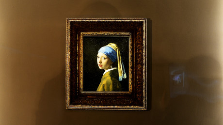 Le tableau La Jeune fille à la perle, lors d'une exposition à Bologne en 2014 (image d'illustration).