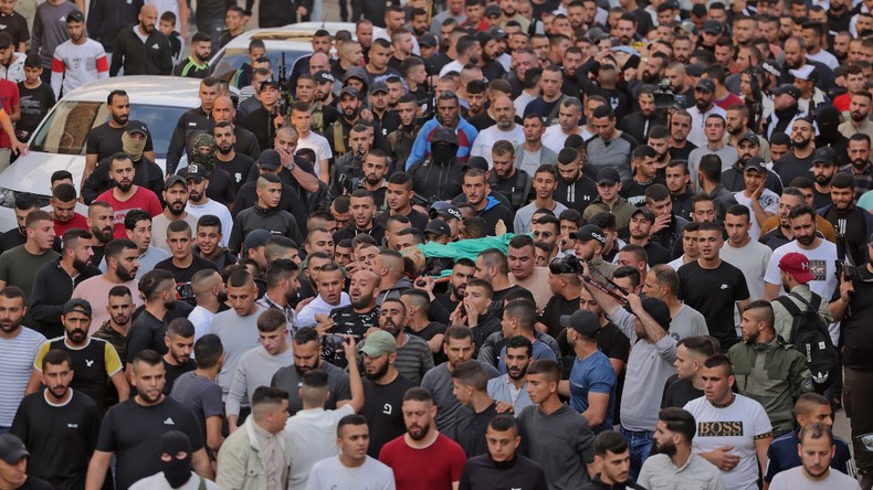 Quatre Palestiniens, dont un assaillant, tués par les forces israéliennes