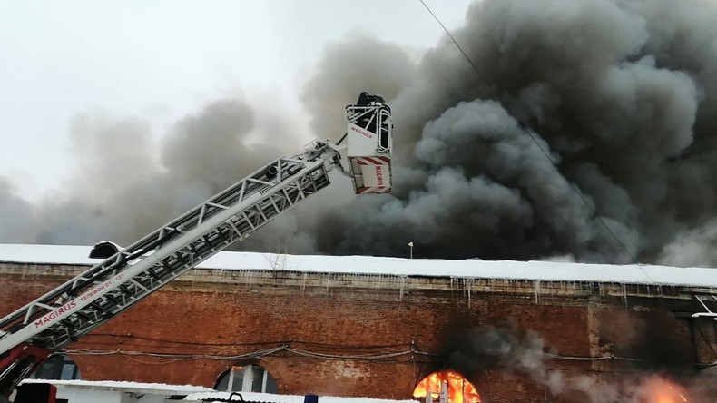 Russie : au moins cinq morts dans un incendie à Moscou (VIDEO)