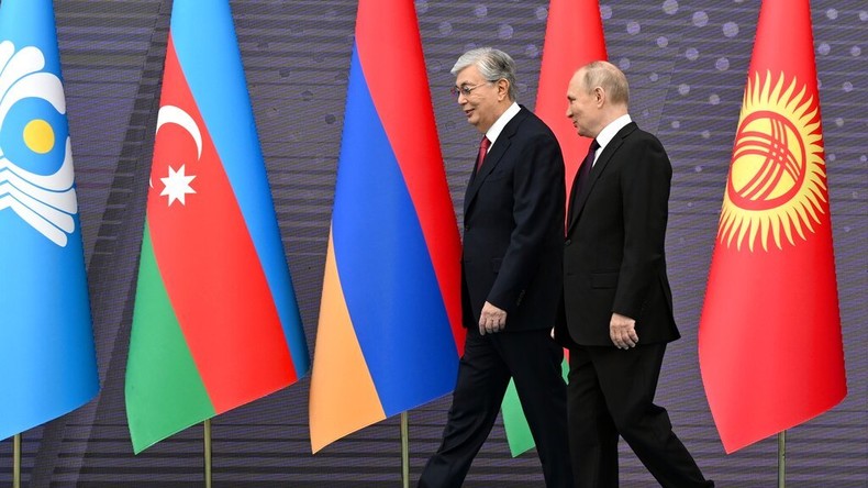 Coopération entre la Russie et le Kazakhstan : rencontre entre les présidents Poutine et Tokaïev