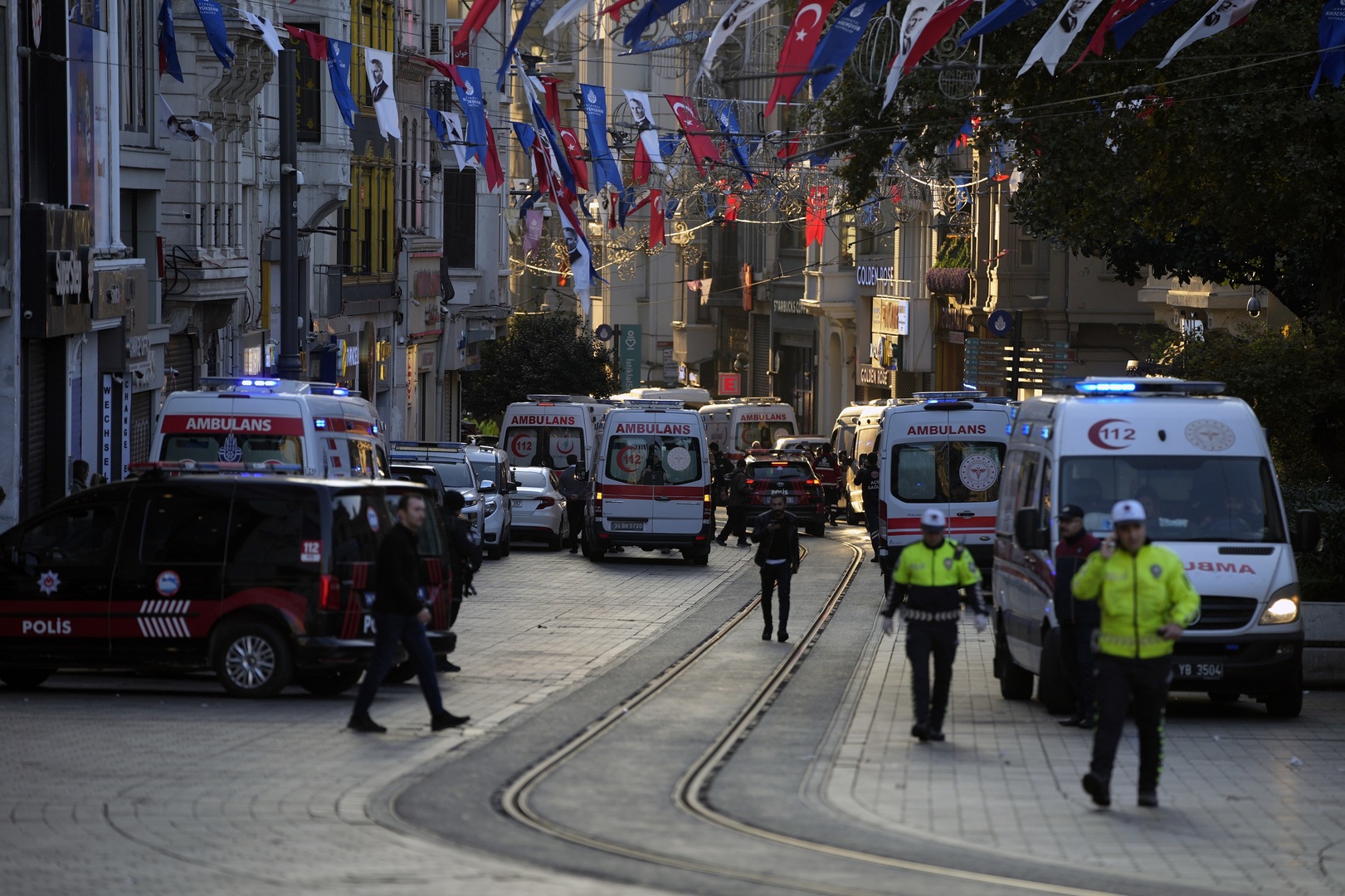 Turquie : Au Moins Six Morts Après Une Forte Explosion à Istanbul ...