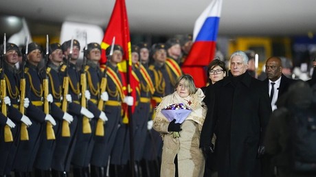 Vladimir Poutine rencontre son homologue cubain Miguel Diaz-Canel à Moscou