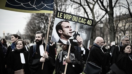 «Honteux» : l'hyperinflation des rémunérations des patrons du CAC 40 indigne à gauche