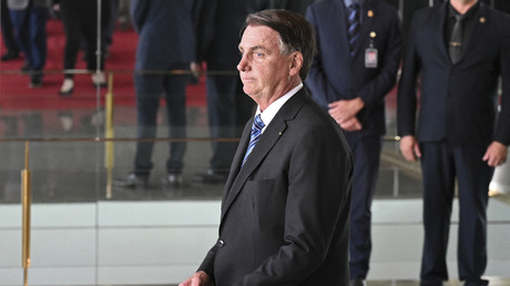 Pointant des «dysfonctionnements», Jair Bolsonaro conteste le résultat de la présidentielle