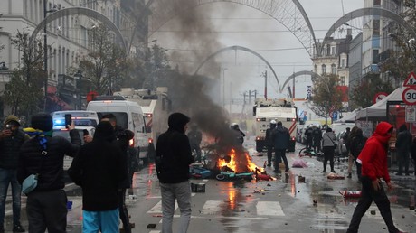 Bruxelles : heurts avec la police et actes de vandalisme, en marge du match Belgique-Maroc