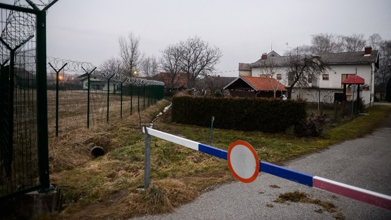 Cliché pris à la frontière entre la Croatie et la Slovénie, le 17 février 2017 (image d'illustration).