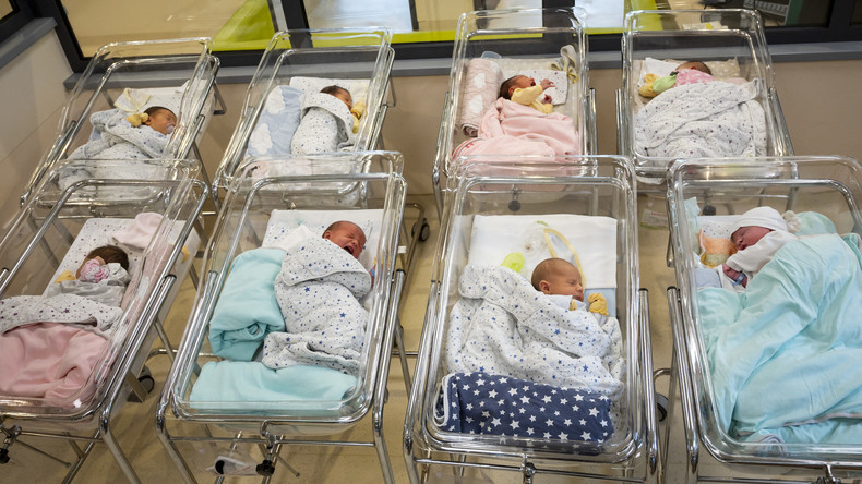 Les députés russes votent l'interdiction de la gestation pour autrui pour les étrangers