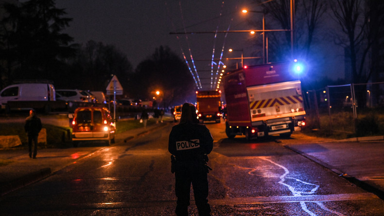 Dix morts dont cinq enfants dans un violent incendie à Vaulx-en-Velin, au nord-est de Lyon