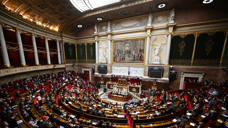 L'Assemblée nationale rejette la motion de censure Nupes, le budget 2023 définitivement adopté