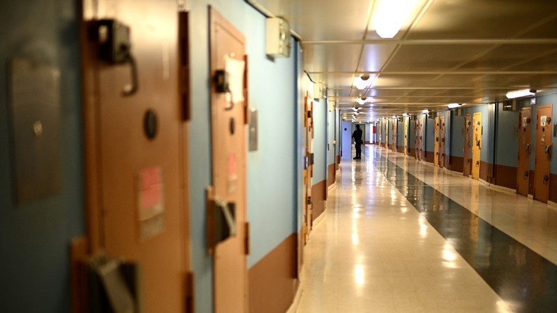 Prisons : le nombre de détenus en France atteint en décembre 72 836, un niveau record