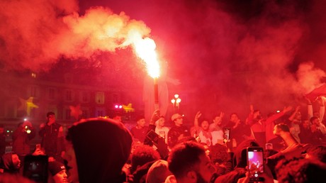 Tensions à Nice après la victoire du Maroc en huitièmes de finale du Mondial, le tramway caillassé