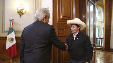 Le président mexicain Andres Manuel Lopez Obrador et le président péruvien Pedro Castillo, au Palais national de Mexico, le 17 septembre 2021, (image d'illustration).