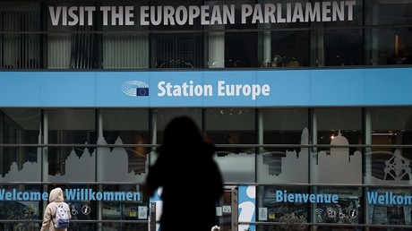 Corruption au Parlement européen: «La réalité du pouvoir communautaire», selon Pierre-Yves Rougeyron
