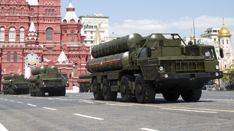 Des systèmes S-300 russes, à Moscou, le 9 mai 2016 (image d'illustration).