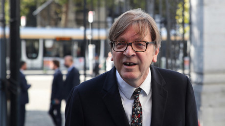 Guy Verhofstadt arrive pour un sommet de l'Union européenne à Bruxelles, le 17 octobre 2019 (image d'illustration).