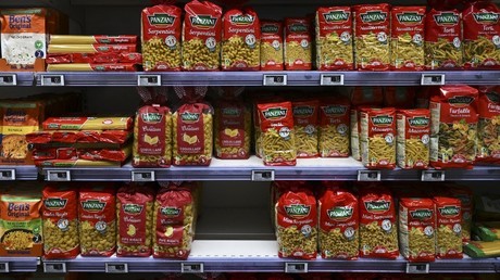Des sachets de pattes dans un supermarché marseillais, le 3 novembre 2022. (Photo d'illustration)