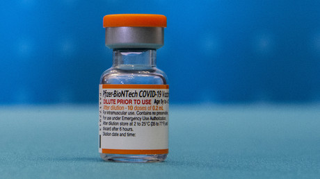 Mutations du Covid-19 : un homme présenté comme haut responsable de Pfizer piégé en caméra cachée Mutations du Covid-19 : un homme présenté comme haut responsable de Pfizer piégé en caméra cachée