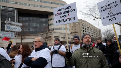 Rassemblement lors d'une manifestation organisée par le collectif pour la survie des boulangers et artisans, à Bercy, à Paris le 23 janvier 2023 (image d'illustration).