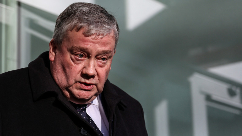 Soupçons de corruption au Parlement européen : un eurodéputé belge placé en détention provisoire