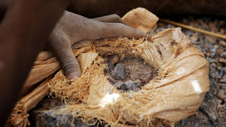 Burkina Faso : L'Etat Réquisitionne 200 Kg D'or D'une Mine Canadienne ...