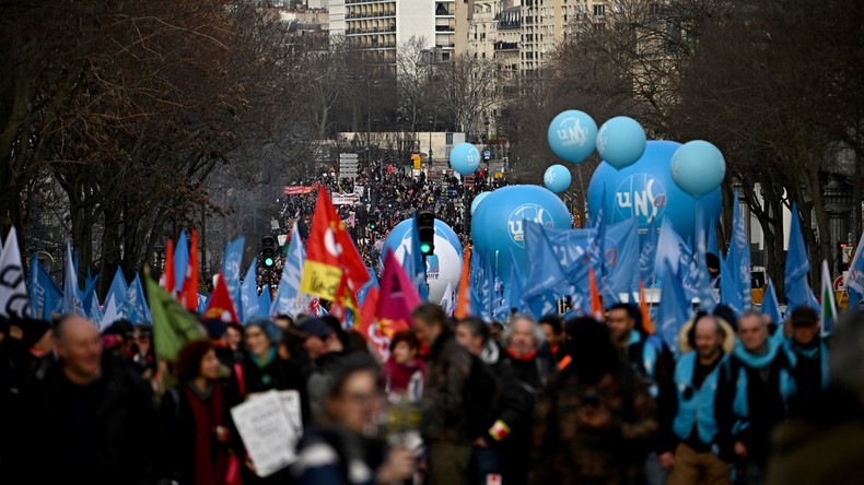 Nouvelle journée contre la réforme des retraites : entre 440 000 et 1,3 million de manifestants