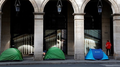 Le nombre de personnes sans domicile a plus que doublé en dix ans, selon la Fondation Abbé Pierre