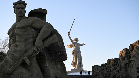 Photo montrant la statue de la Mère-Patrie, à Volgograd (ex-Stalingrad), commémorant la bataille de Stalingrad, tournant de la Deuxième Guerre mondiale (photo d’illustration).