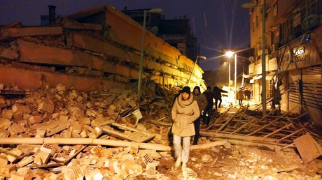 Plus de 11 200 morts dans un violent séisme en Turquie et en Syrie