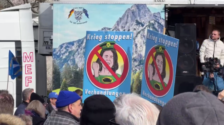 Munich : manifestation pour la paix et contre les livraisons d'armements à Kiev (VIDEO)