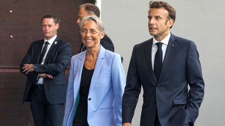 Elisabeth Borne et Emmanuel Macron à Marcoussis, le 8 septembre 2022 (image d'illustration).
