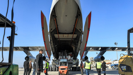 L'aide humanitaire saoudienne arrivant à l'aéroport d'Alep le 14 février 2023 (image d'illustration).