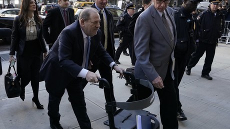 Une nouvelle fois condamné, Harvey Weinstein pourrait terminer ses jours derrière les barreaux